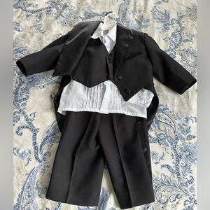 4 Piece toddler 4T Tux
